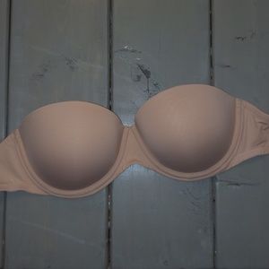 🦄 BUNDLE 🦄  PINK Victoria's Secret bra